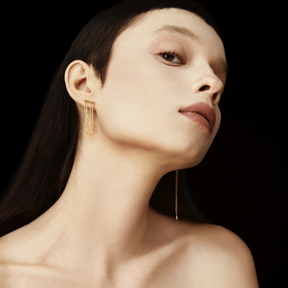 Levitate Earring - Picture 4 of 6